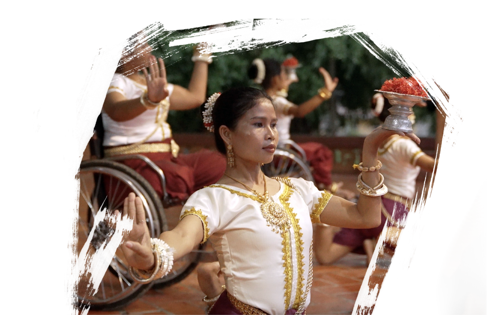 "Danza, dignidad y encuentro" Proyecto solidario de la ONG SAUCE
