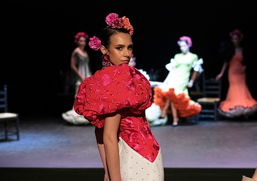 Imagen principal del artículo El flamenco se viste de solidaridad: Desfile Benéfico contra el Cáncer Infantil en Teatro Flamenco Sevilla