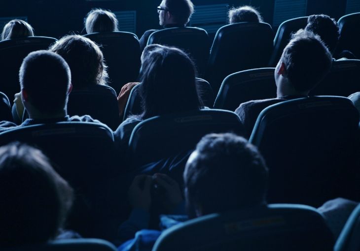 Imagen principal del artículo El público flamenco en Sevilla: escucha, emoción y memoria viva
