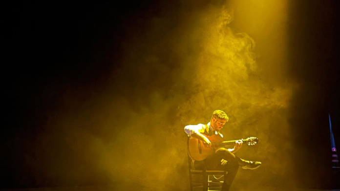 Imagen principal del artículo José Luis Medina al toque: personalidad sobre el tablao en Sevilla
